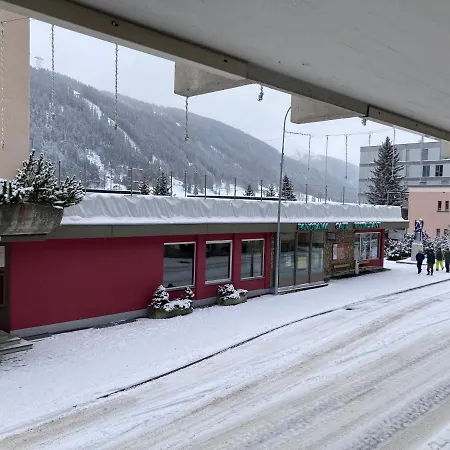 Your Pied-a-terre In Apartament Davos